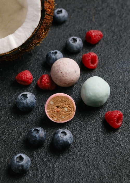 Конфеты протеиновые MyTrueFit, 350 г | шоу-бокс — черника, малина, кокос