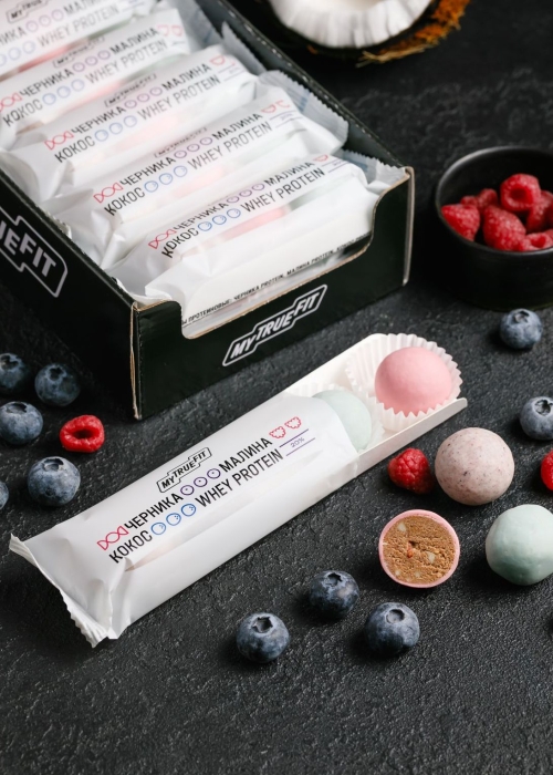 Конфеты протеиновые MyTrueFit, 350 г | шоу-бокс — черника, малина, кокос